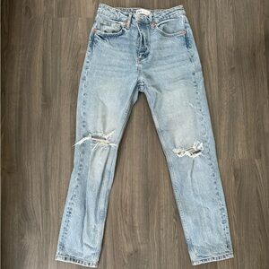 Zara Distressed Denim Jeans in Size 4